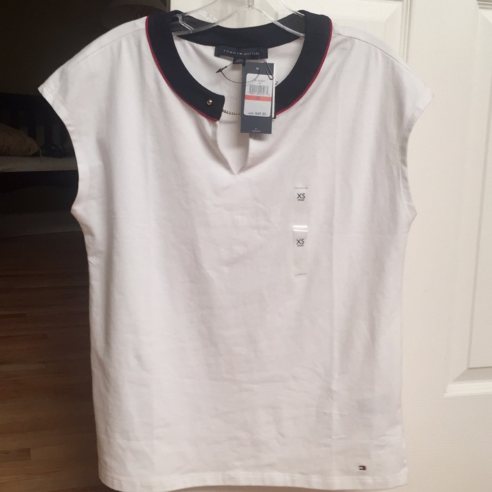 New Tommy Hilfiger top